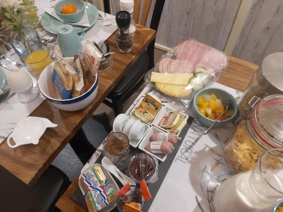 B&B Bij De Sassenpoortズヴォレ エクステリア 写真